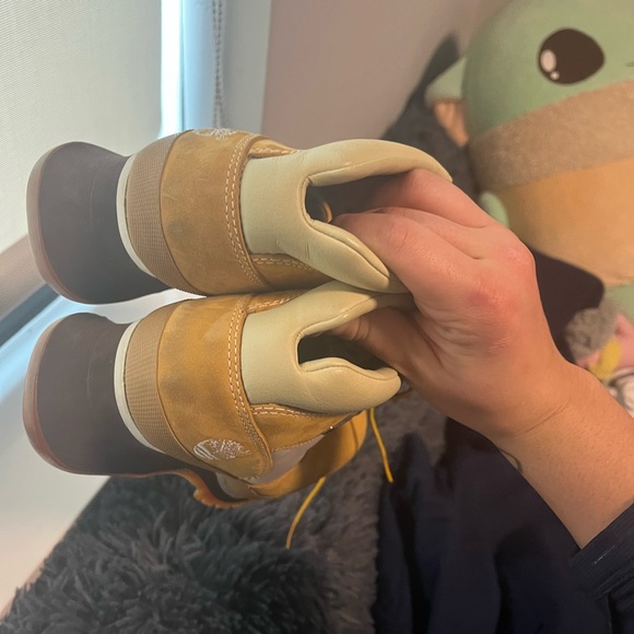 Timberland Women’s Outdoor Boots - Picture 4 of 6